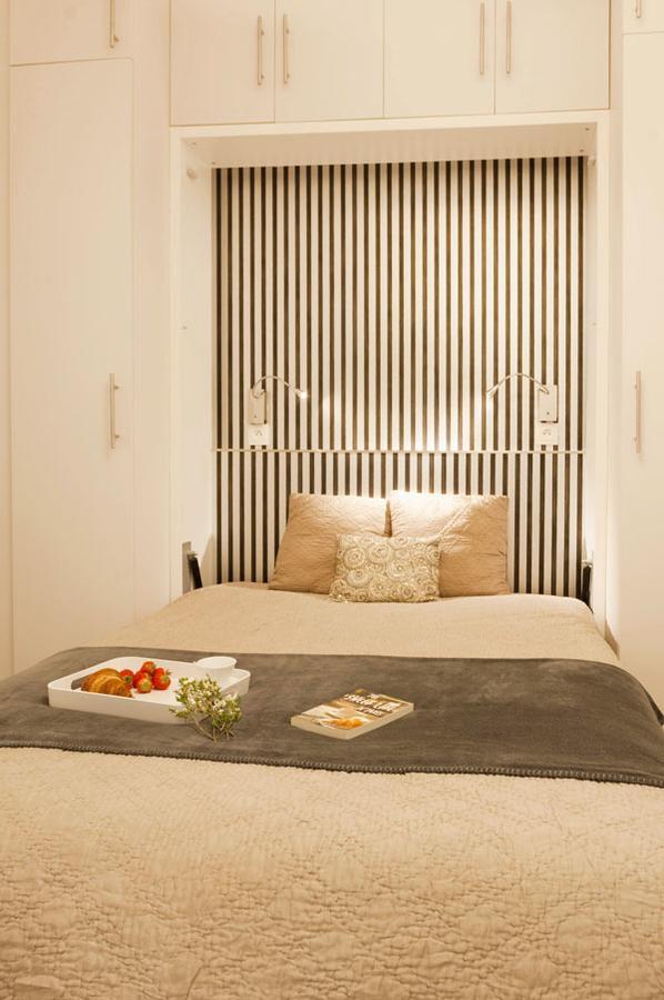 Two Bedroom Luxury Apartment - Balcony With View Of Notre Dame Paris Exterior photo